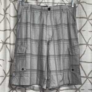 No Fear Vintage Classic Gray Plaid Cargo Shorts for Men